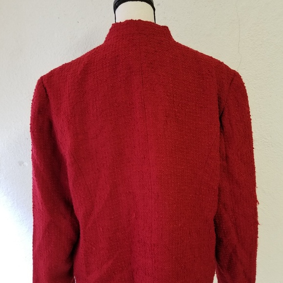Red Jacket - Picture 4 of 6
